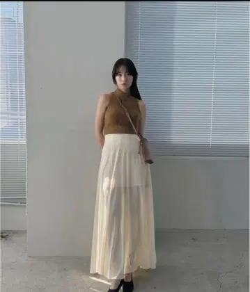 클레인 시어 플레어 메리드 스커트