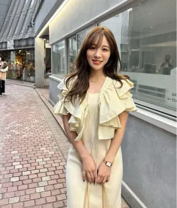 코코딜 프릴 볼레로 레이어드 블라우스