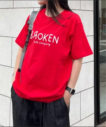 BrokenBase 티셔츠