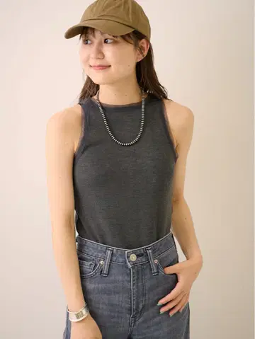 오늘의 튤 파이핑 탱크톱