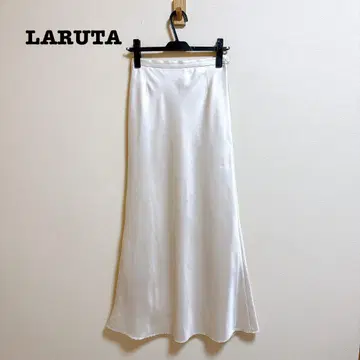 LARUTA 라루타 새틴 내로우 스커트