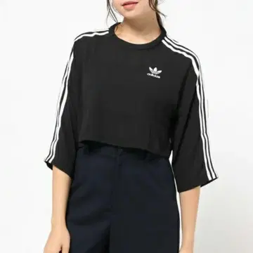 아디다스 오리지널 7부 소매 숏 기장 티셔츠 블랙 S