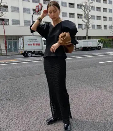 아메리 시어 크로셰 타이트 스커트