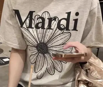 Mardi Mercredi 마르디메크르디 프린트 티셔츠