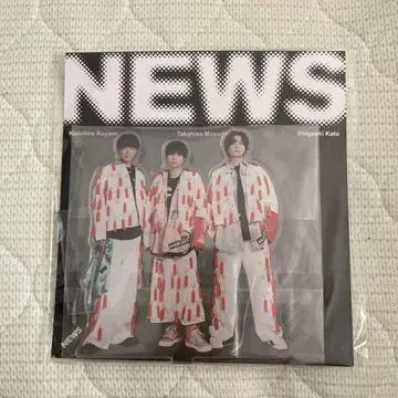 NEWS 패미쿠라 스토어 아크릴 스탠드