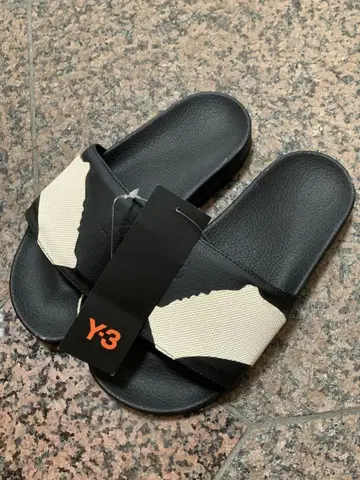 새상품, 택 포함, Y-3 샌들
