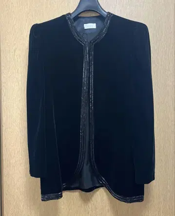 고급 벨로아 블랙 자켓