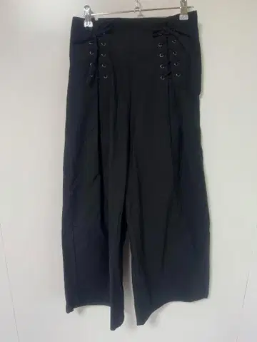 레이 카즌 레이스업 디자인 블랙 와이드 팬츠