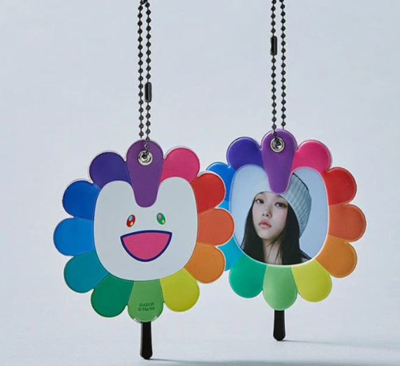 New Jeans Murakami Fan Keyring Haerin newjeans haerin keyring
