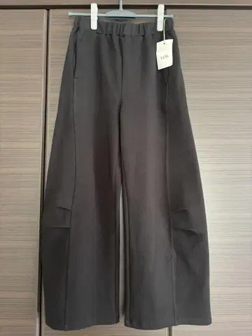 YENN KNEE TUCK SWEAT PT /Y253-31078 블랙