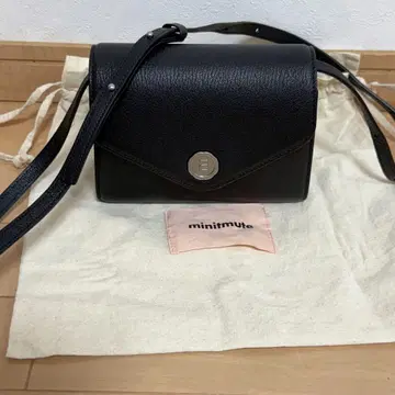 MINITMUTE 미니 뮤트 BOX BAG BLACK 한국 블랙