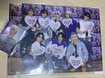 미개봉 새상품 straykids 프리미엄 포토북 트레이딩 카드 3장 포함