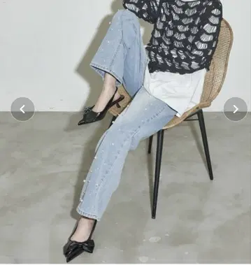 THE YOn 펄 스터드 데님 팬츠