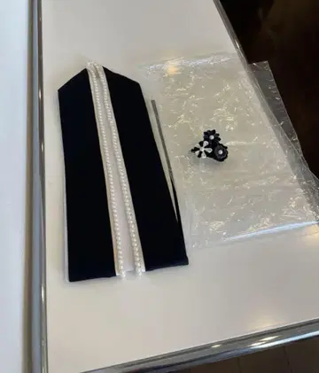 펄 기모노 탈부착 소매 블랙 성인식 옷깃 꽃 핑