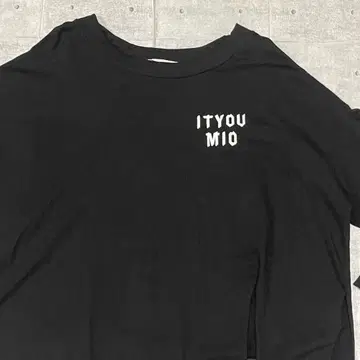 새상품급 ITYOUMIO 빅 실루엣 빅 루즈 슬릿 티셔츠 롱T
