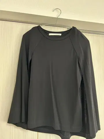 Spick & Span 블랙 상의