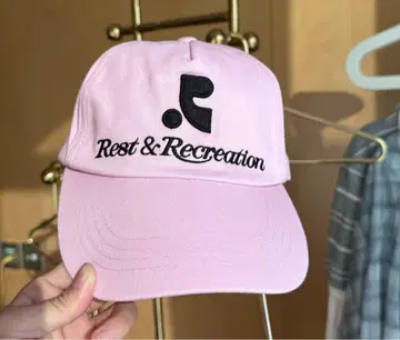 Rest & Recreation RR LOGO 캡 핑크