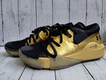 UNDERARMOUR 스니커즈 28.5cm