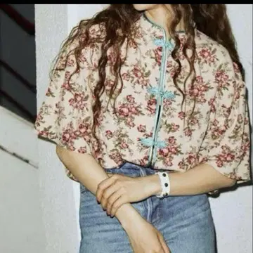 새상품급! jouetie 스탠드 카라 차이나 셔츠