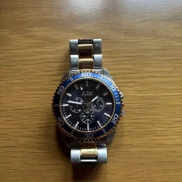 GUESS 아날로그 손목시계 크로노그래프