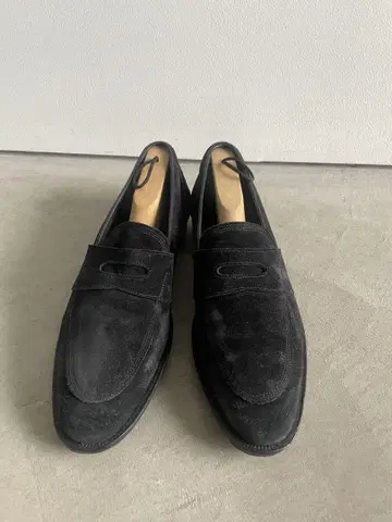 JOHN LOBB 존 롭 블랙 스웨이드 슬립온 로퍼