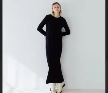 searoomlynn 매트 벨로아 소프트 A 라인 원피스