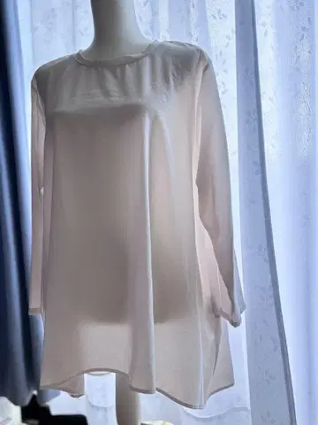 비어즐리 T 블라우스
