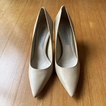 베이지 스틸레토 하이힐