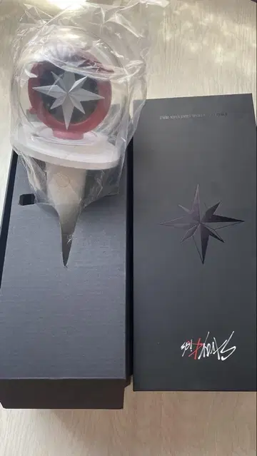 Stray Kids 공식 응원봉 ver.2 흠집