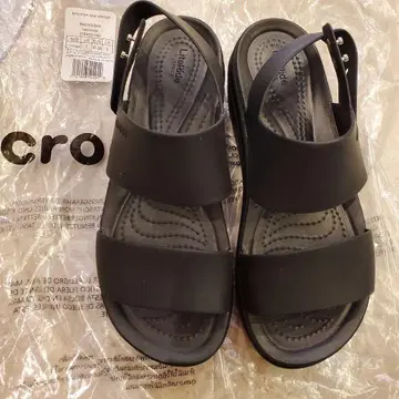 Crocs 블랙 스포츠 샌들 통굽