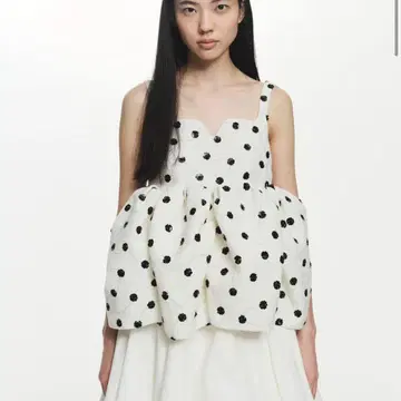 비비. 비안카 블로섬 톱
