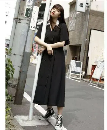 블랙 버튼 원피스 반팔 쥬에티 롱 카라 블랙