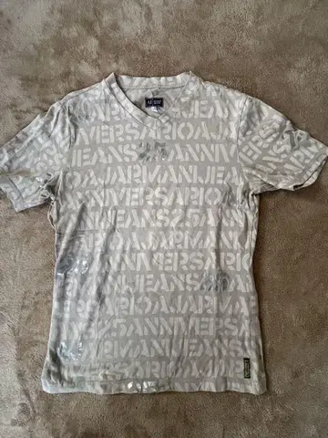 Armani Jeans 티셔츠 S 사이즈