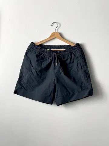 데상트 데상트 포즈 SLIT SHORTS 팬츠