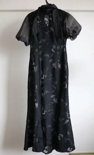 엘레강트한 블랙 레이스 드레스
