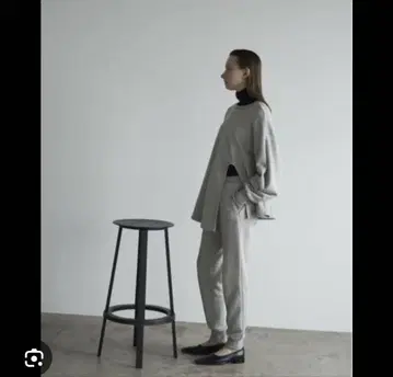 CLANE BULKY SLIT SET UP 스웨트 팬츠 그레이