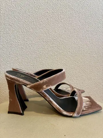 GIUSEPPE ZANOTTI 쥬세페 자노티 뮬