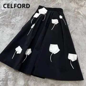 새상품급 CELFORD 셀포드 플라워 오너먼트 스커트 블랙