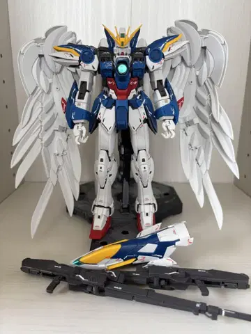 MG 1/100 윙 건담 제로 EW Ver.Ka