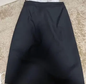 THE SUIT COMPANY 타이트 스커트 블랙 화이트 셔츠 포함