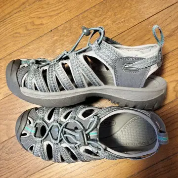 KEEN 우먼스 위스퍼 샌들 22.5