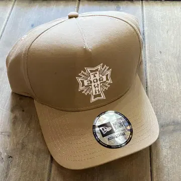DOGTOWN 도크타운 베이지 TOWN 로고 조절 가능한 캡