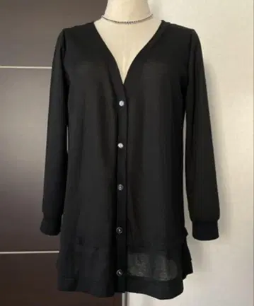 냉방병 예방 새상품 M 사이즈 정가 4990 긴팔 가디건 블랙 가디건