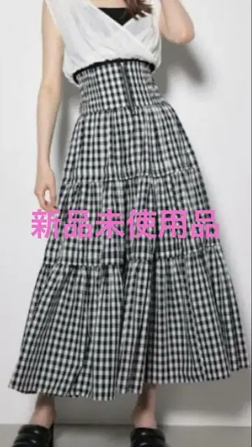 rienda 허리 셔링 턱 디자인 플레어 스커트