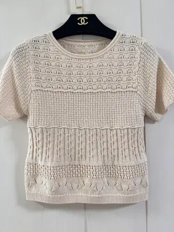eaphi SWITCHING FABRIC KNIT TOP 즉시 발송