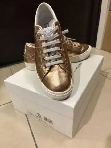 MARCI JACOBS 브론즈 스니커즈