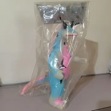 말산 소프트 비닐 울트라맨 괴수 엘레킹 형광 회장에서 한정판 3개 초레어