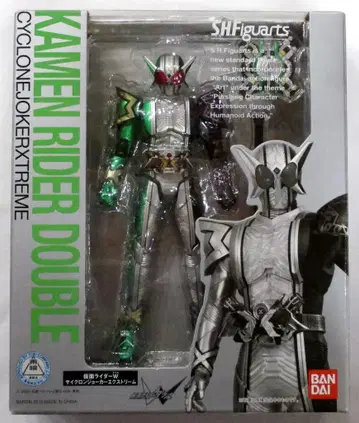 반다이 S.H.Figuart 가면라이더 W 조커 익스트림