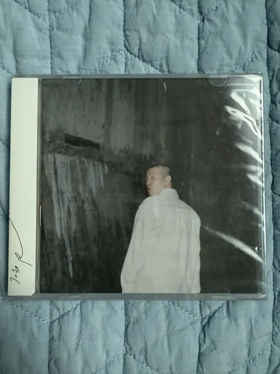 E SENS The Stranger Limited Edition Sealed