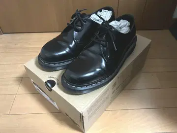 Dr. Martens 1461 화이트 스티치 3 홀 신발